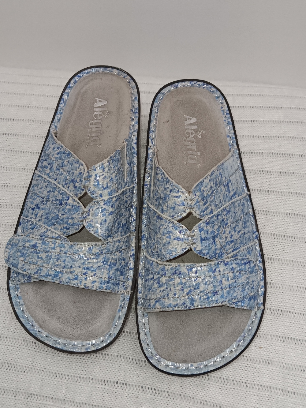 Alegria Women Blue Slip-On Sandals, Size Eur 38 ( 7.5-8 US)